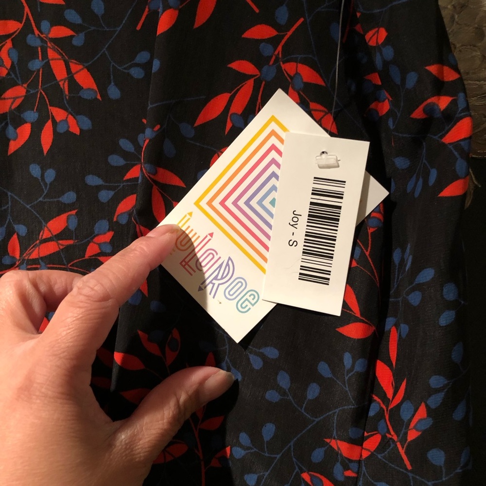 LuLaRoe Joy Vest - Picture 3 of 5